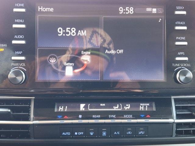 used 2022 Toyota Sienna car, priced at $34,317