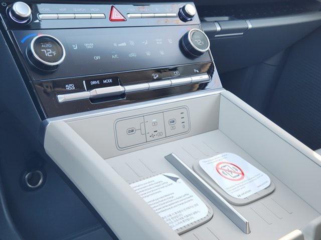 new 2026 Hyundai SANTA FE HEV car