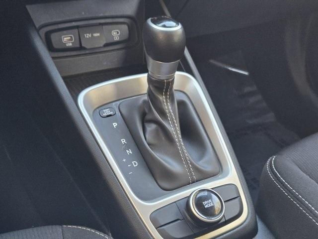 used 2025 Hyundai Venue car, priced at $19,991