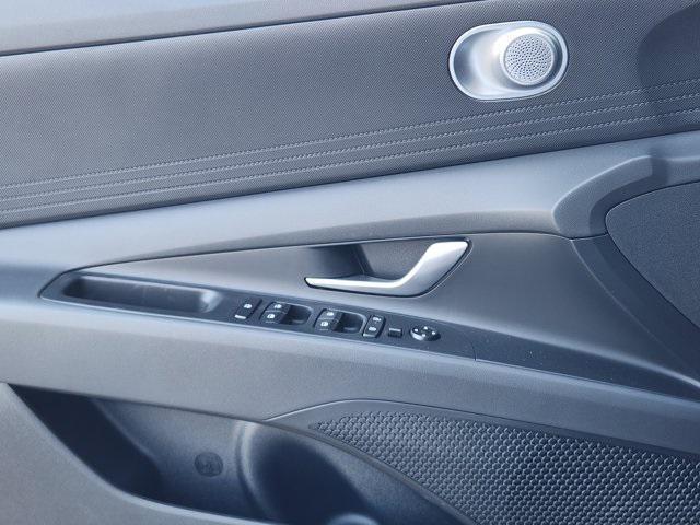 new 2026 Hyundai Elantra car