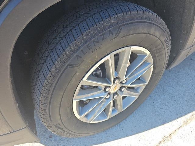 used 2023 Chevrolet Traverse car, priced at $27,991