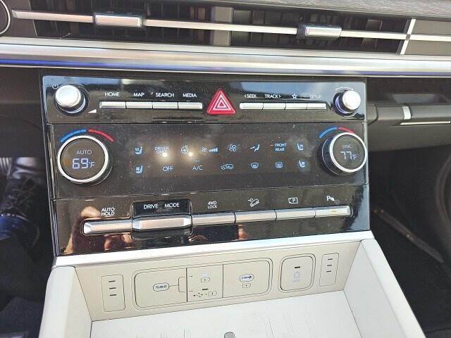 used 2025 Hyundai SANTA FE HEV car, priced at $40,580