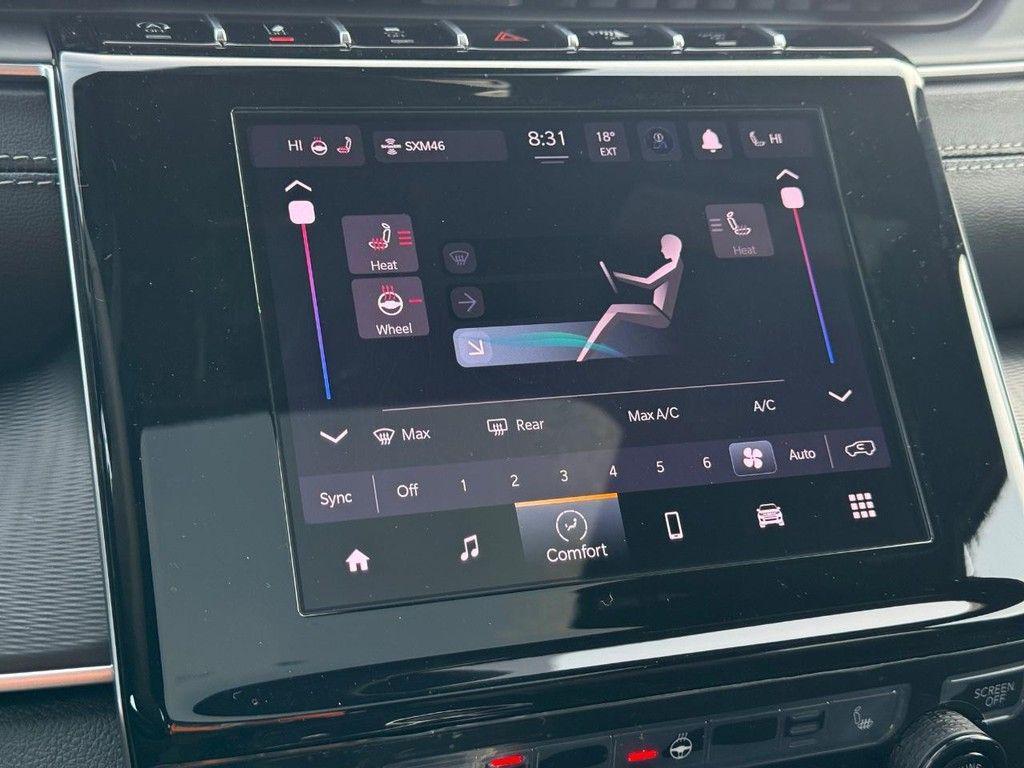 new 2025 Jeep Grand Cherokee car, priced at $40,405