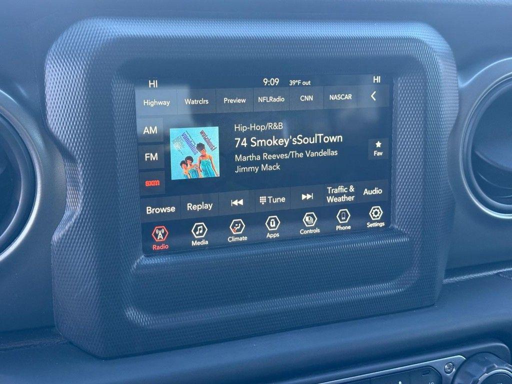 used 2023 Jeep Gladiator car, priced at $29,113