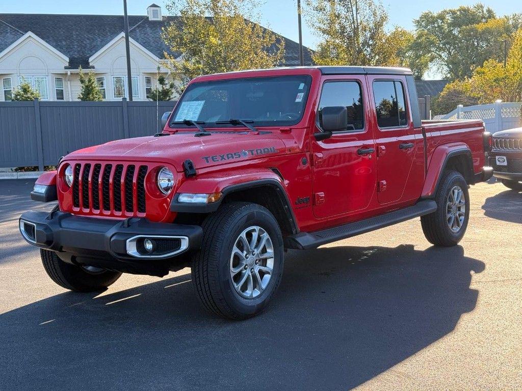 used 2023 Jeep Gladiator car, priced at $29,113