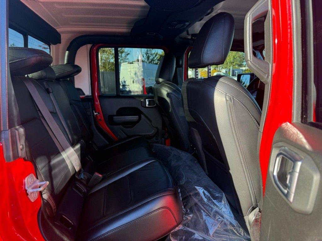 used 2023 Jeep Gladiator car, priced at $29,113