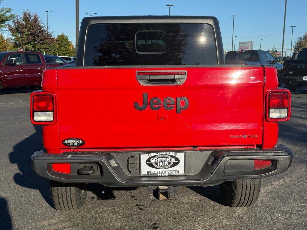 used 2023 Jeep Gladiator car, priced at $29,113