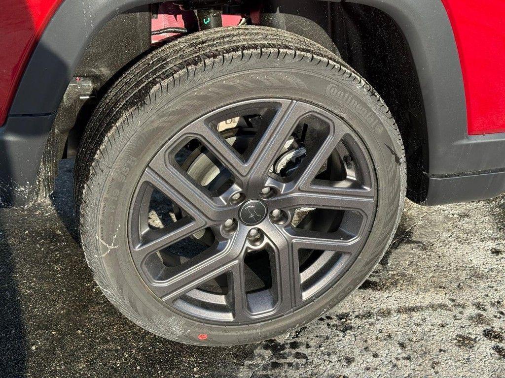 new 2026 Jeep Compass car, priced at $32,694