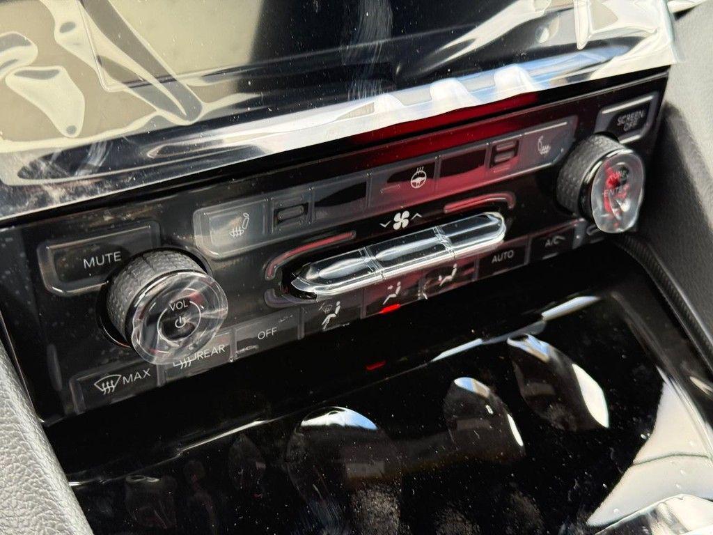 new 2025 Jeep Grand Cherokee car, priced at $42,701