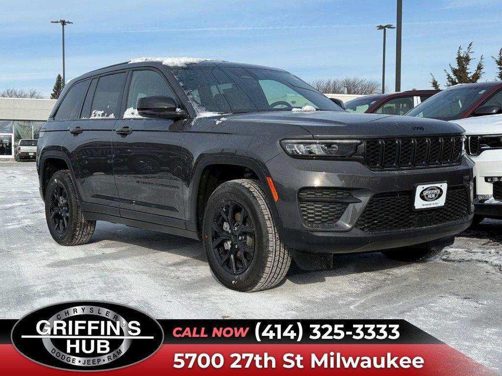 new 2025 Jeep Grand Cherokee car, priced at $43,130