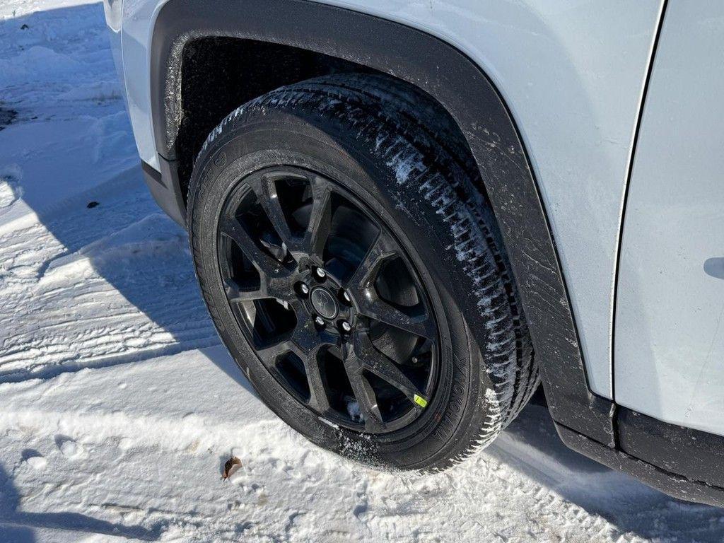 new 2026 Jeep Compass car, priced at $30,697