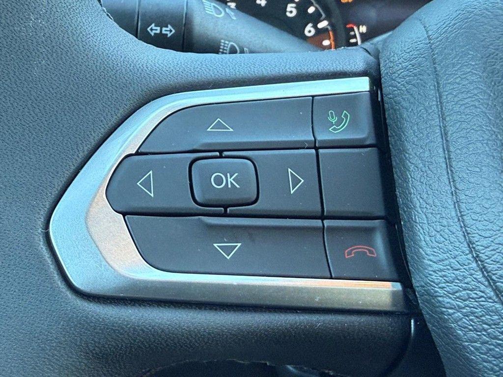 used 2025 Jeep Compass car, priced at $25,499