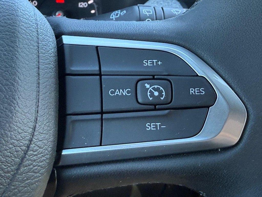 used 2025 Jeep Compass car, priced at $25,499