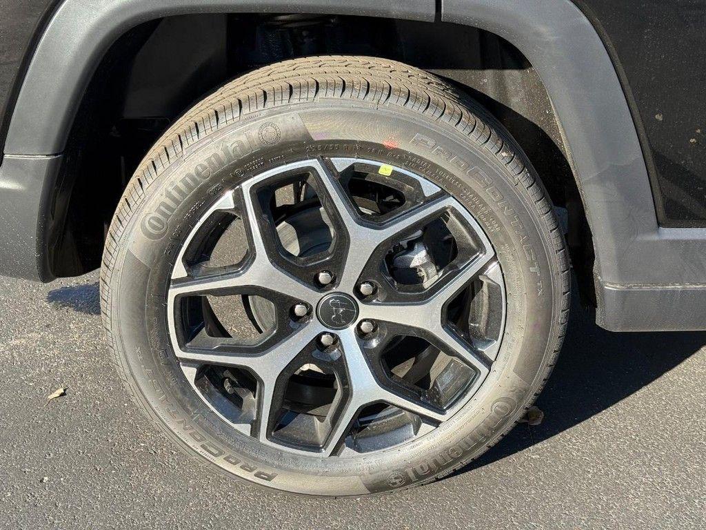 new 2026 Jeep Compass car, priced at $36,091