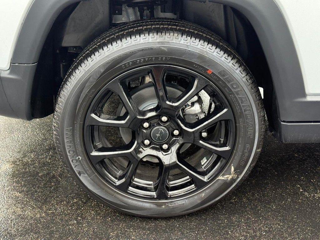 new 2026 Jeep Compass car, priced at $31,581
