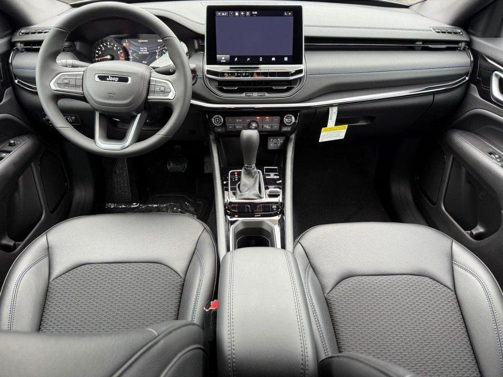 new 2026 Jeep Compass car, priced at $31,581