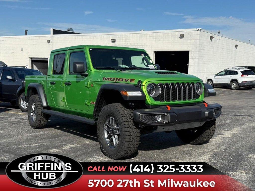 new 2025 Jeep Gladiator car, priced at $52,674