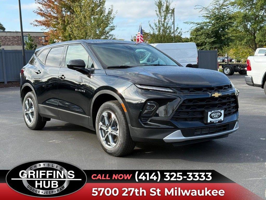 used 2025 Chevrolet Blazer car, priced at $31,833