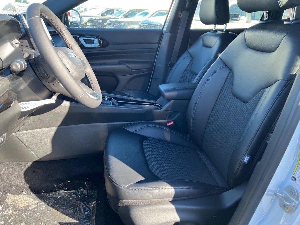 new 2026 Jeep Compass car, priced at $32,295