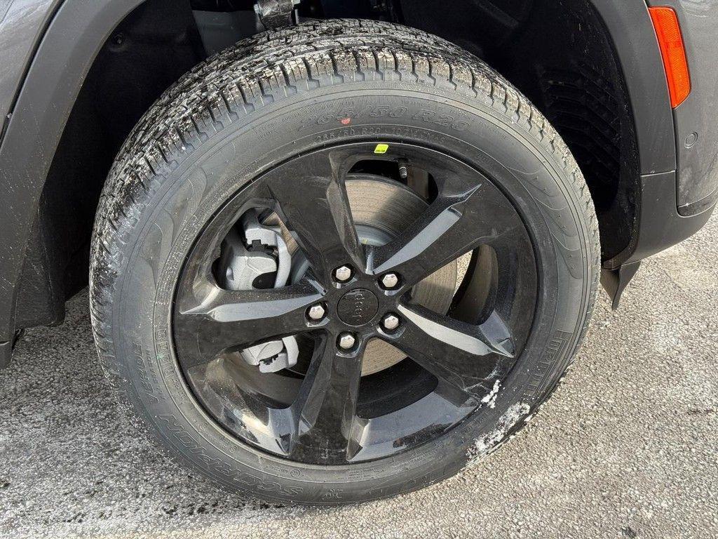 new 2025 Jeep Grand Cherokee L car, priced at $53,107