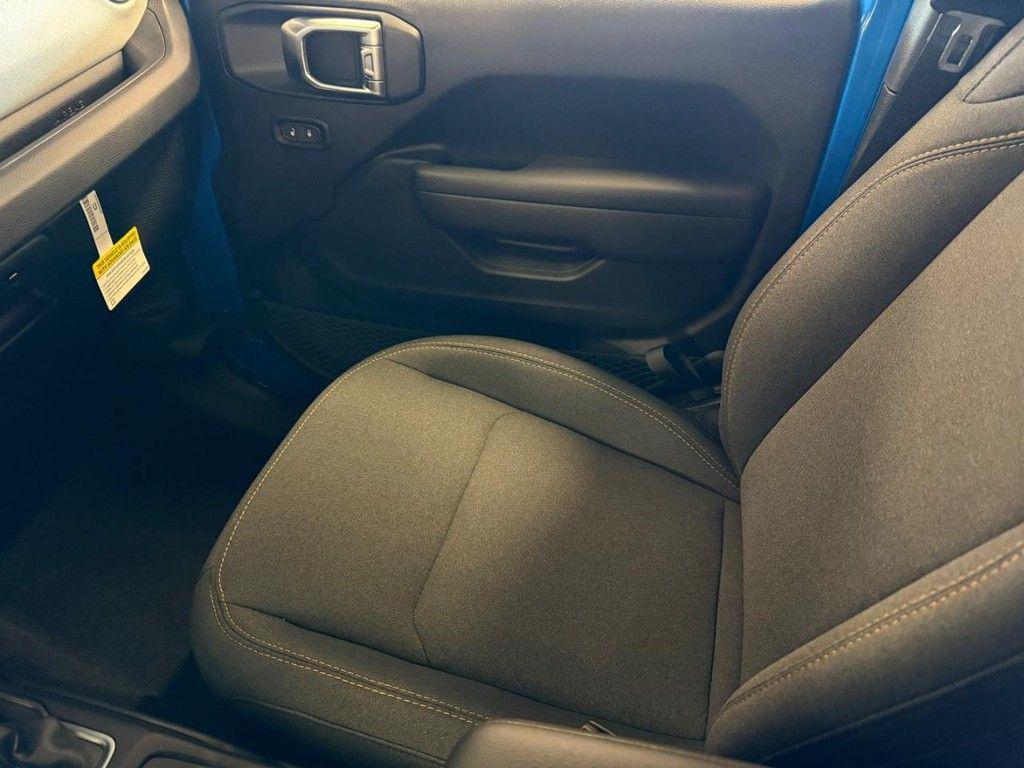 new 2025 Jeep Gladiator car, priced at $46,851