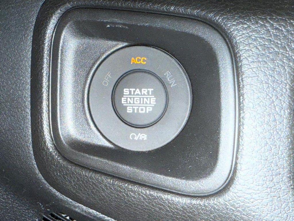 new 2025 Jeep Gladiator car, priced at $46,851