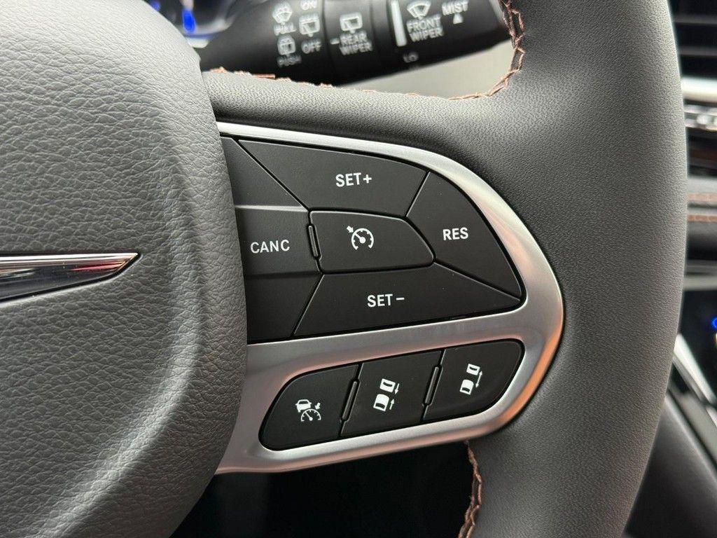 new 2026 Chrysler Pacifica car, priced at $53,529