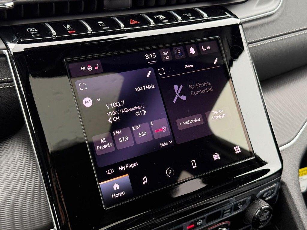 new 2025 Jeep Grand Cherokee car, priced at $42,264