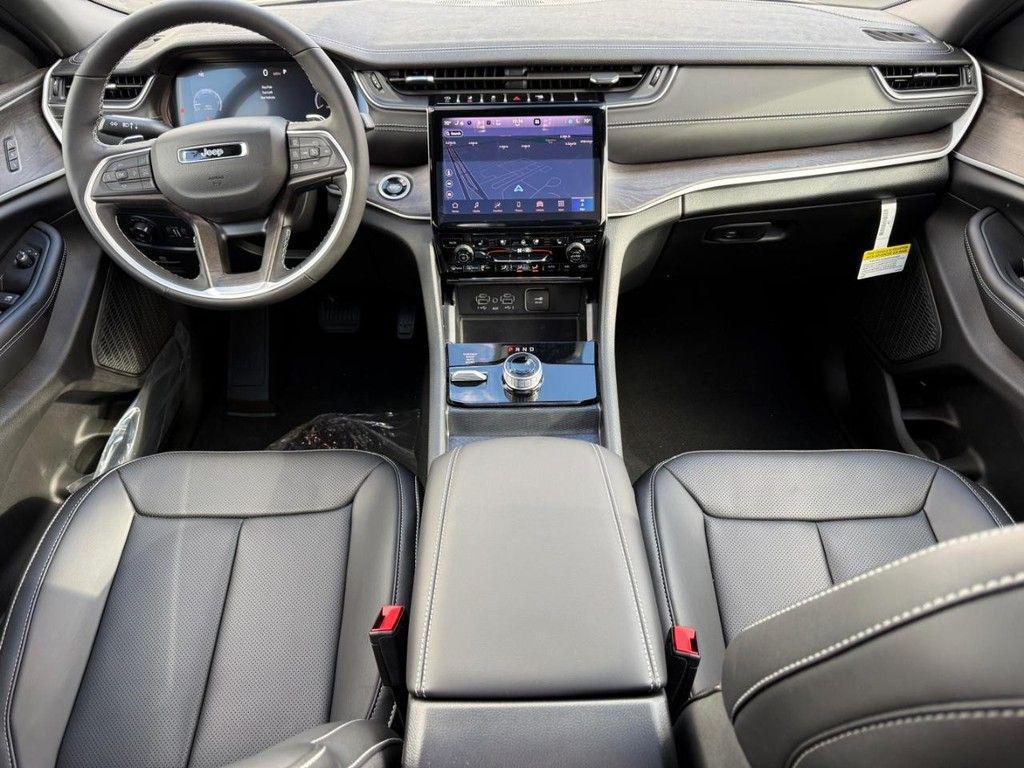 new 2025 Jeep Grand Cherokee L car, priced at $50,242
