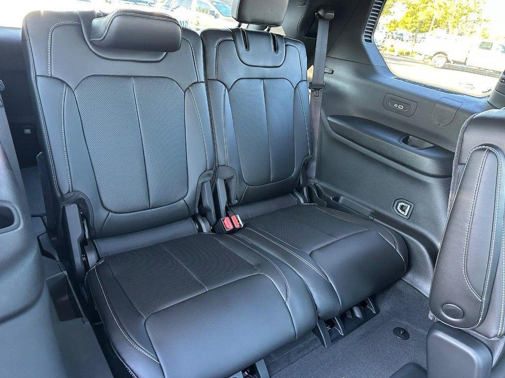 new 2025 Jeep Grand Cherokee L car, priced at $48,737