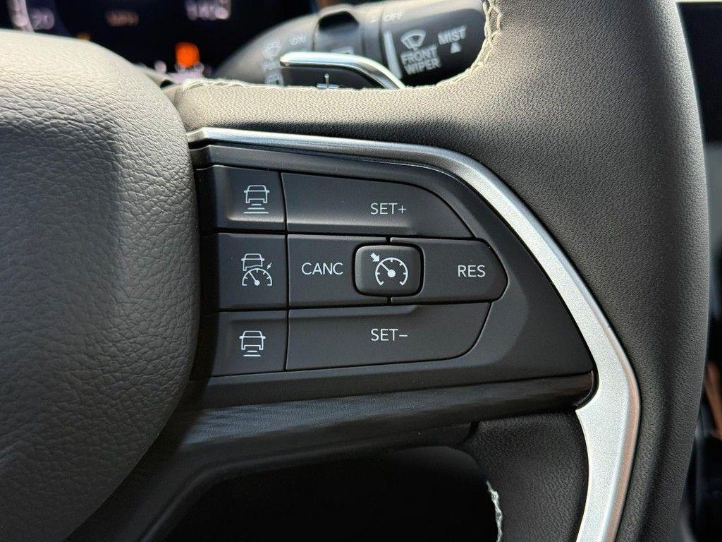 new 2025 Jeep Grand Cherokee car, priced at $42,113