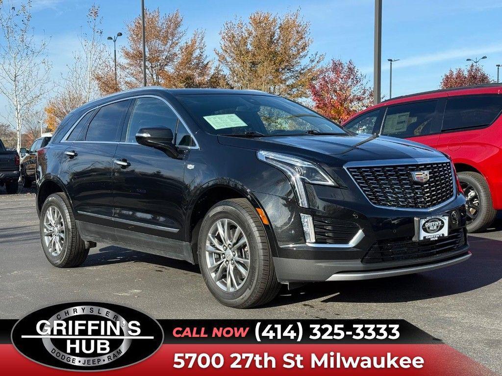 used 2022 Cadillac XT5 car, priced at $31,633