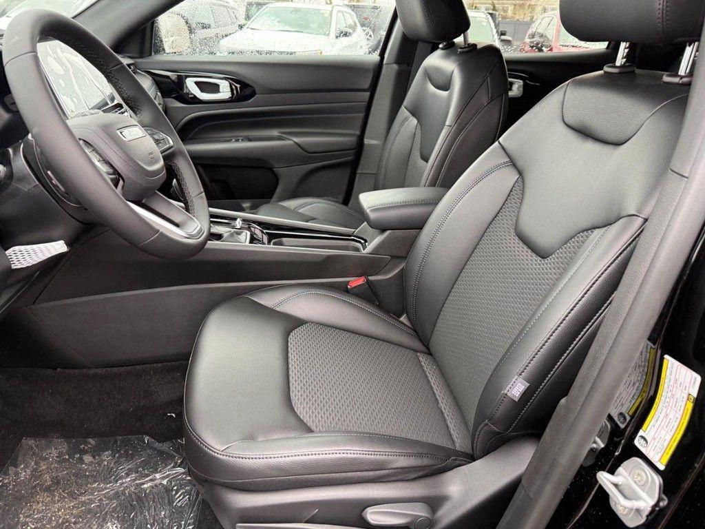 new 2026 Jeep Compass car, priced at $32,651