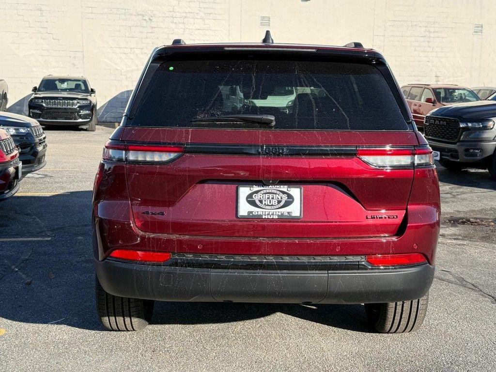 new 2025 Jeep Grand Cherokee car, priced at $42,113