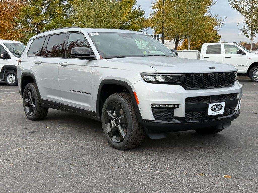 new 2025 Jeep Grand Cherokee L car, priced at $50,277