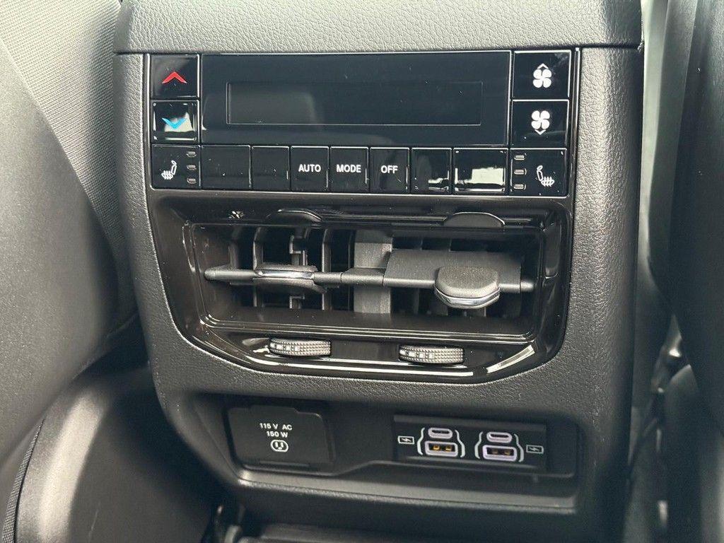 new 2025 Jeep Grand Cherokee L car, priced at $50,277