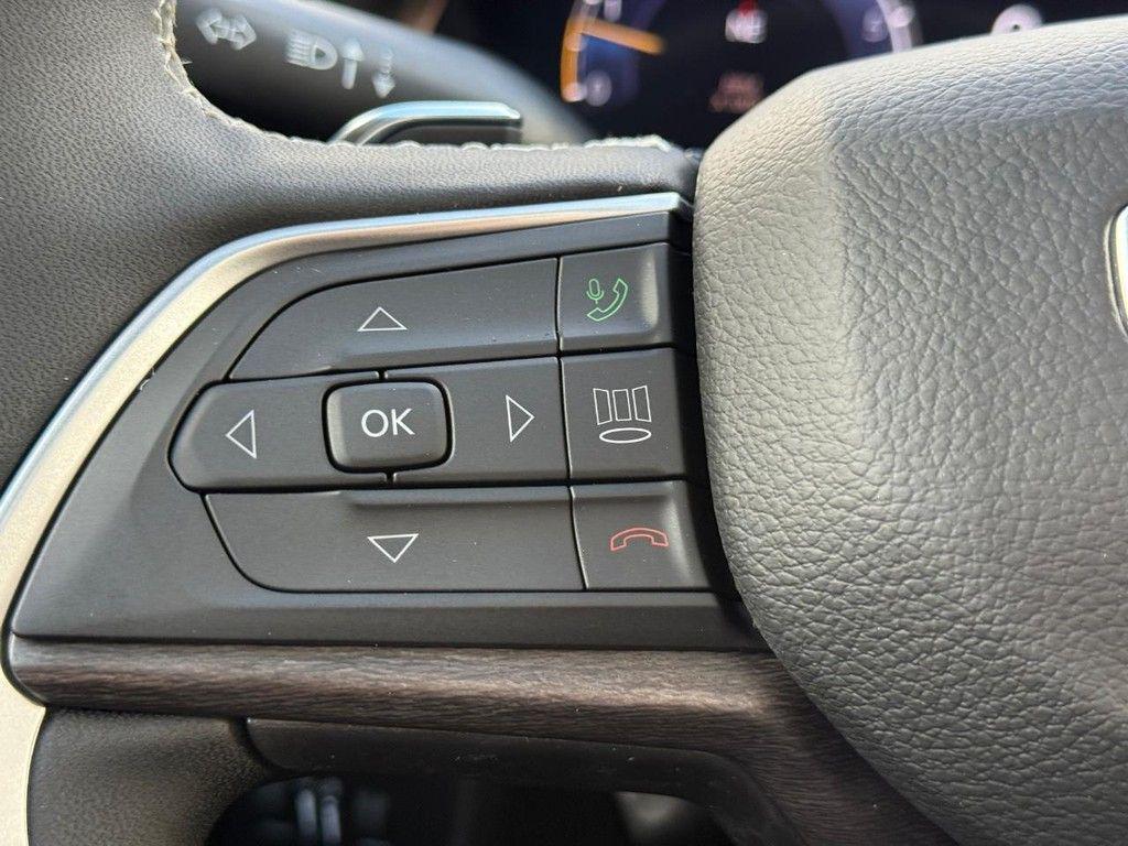 used 2025 Jeep Grand Cherokee L car, priced at $48,490