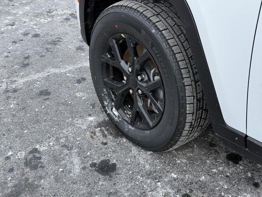 new 2025 Jeep Grand Cherokee L car, priced at $42,284