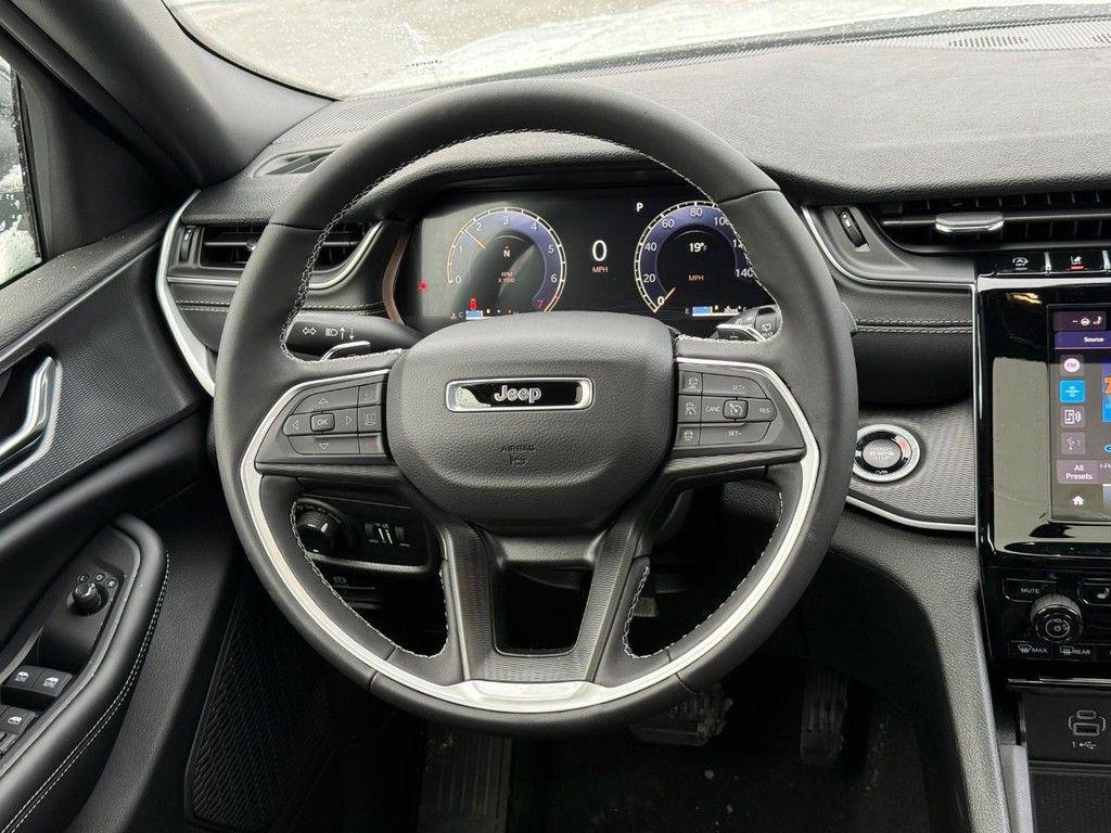 new 2025 Jeep Grand Cherokee L car, priced at $42,284