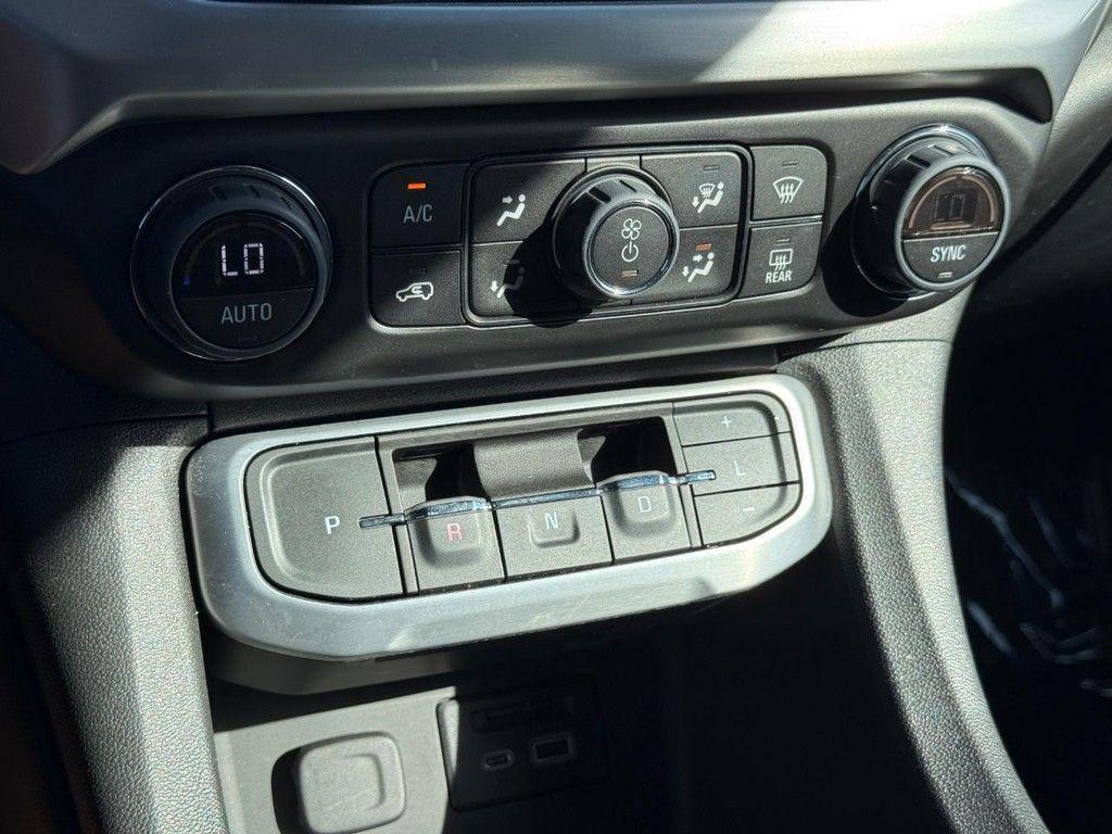 used 2023 GMC Acadia car, priced at $32,021