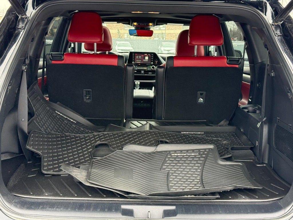 used 2021 Toyota Highlander car, priced at $31,996