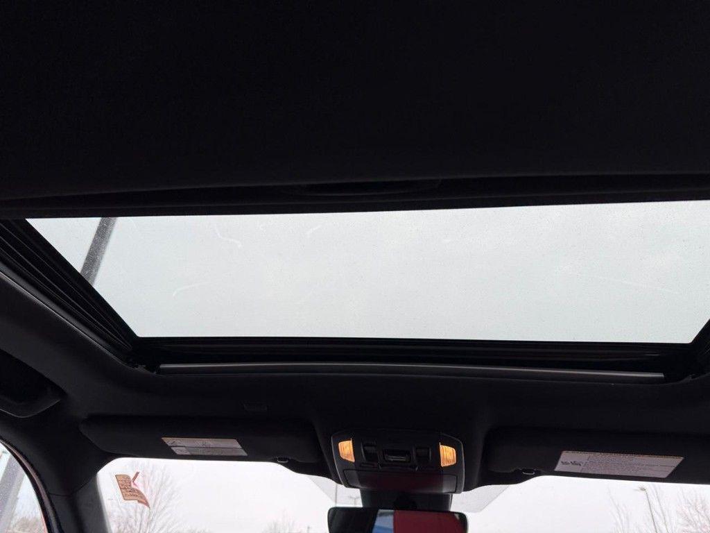 used 2021 Toyota Highlander car, priced at $31,996