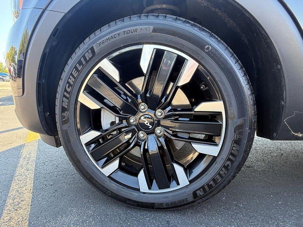 used 2023 Kia Telluride car, priced at $31,211