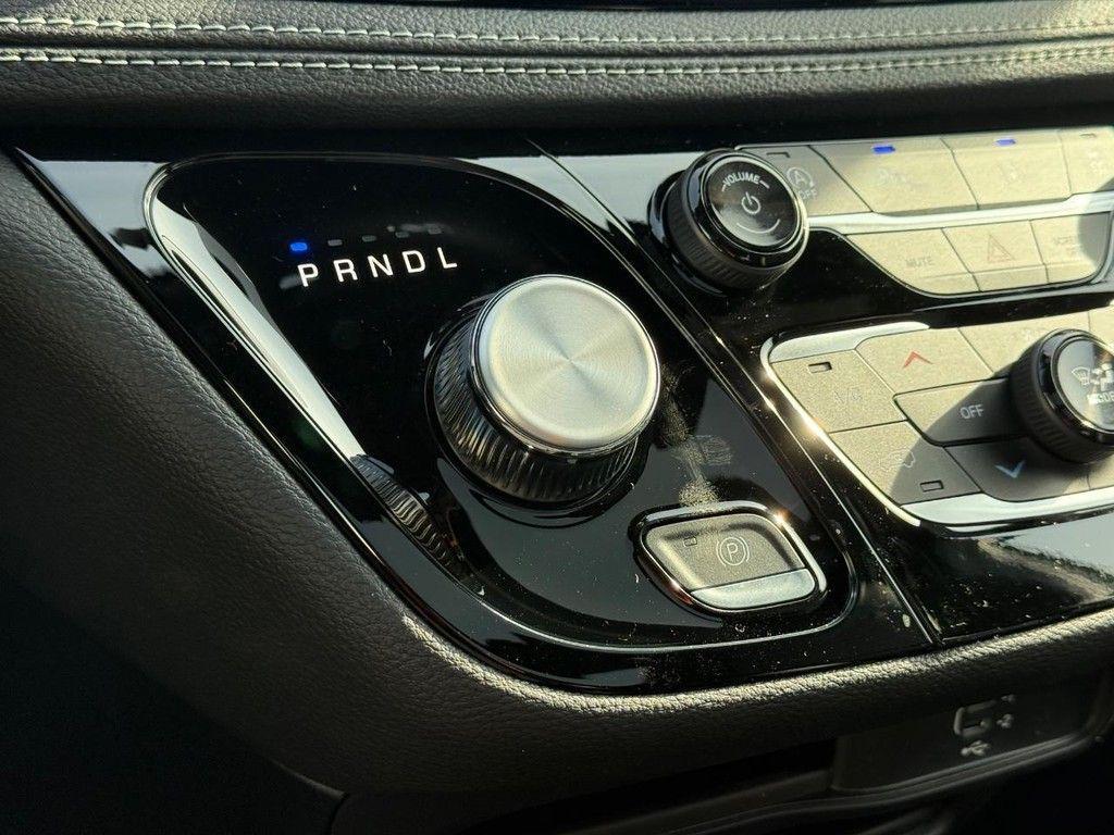 new 2026 Chrysler Pacifica car, priced at $44,568