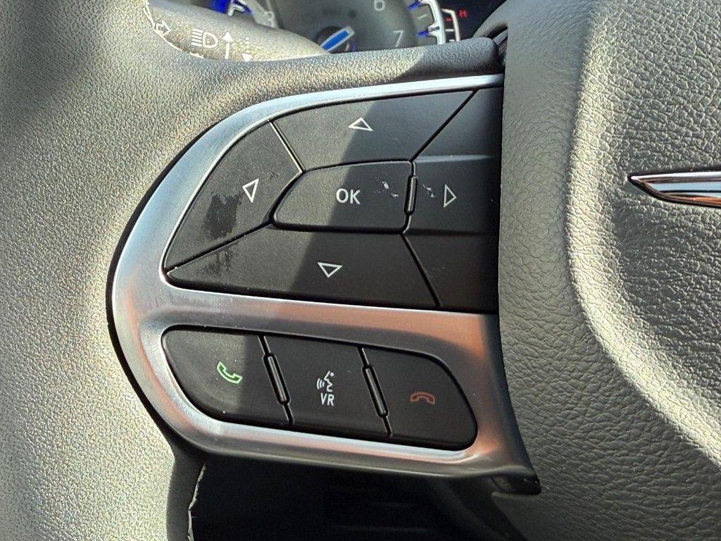 new 2026 Chrysler Pacifica car, priced at $44,568