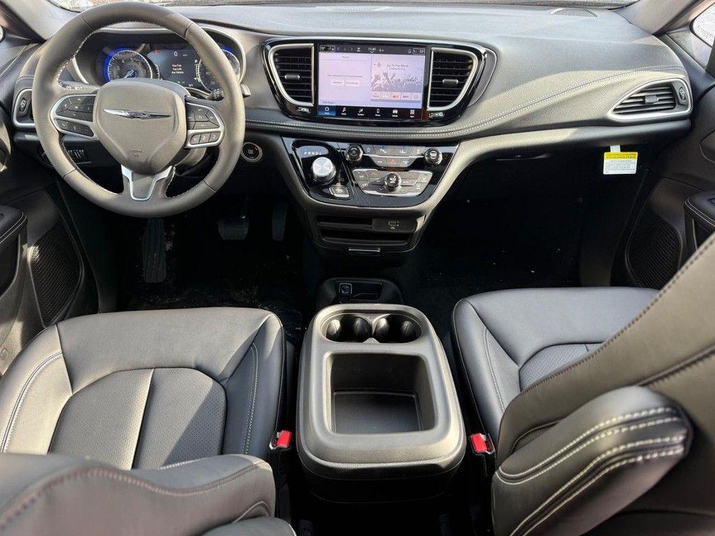 new 2026 Chrysler Pacifica car, priced at $44,568
