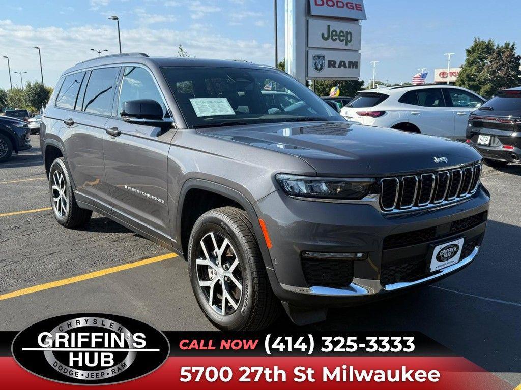 used 2024 Jeep Grand Cherokee L car, priced at $30,687