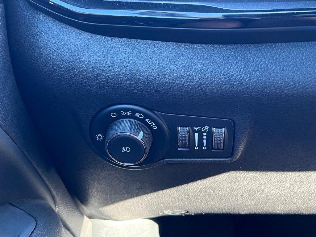 new 2026 Jeep Compass car, priced at $31,227