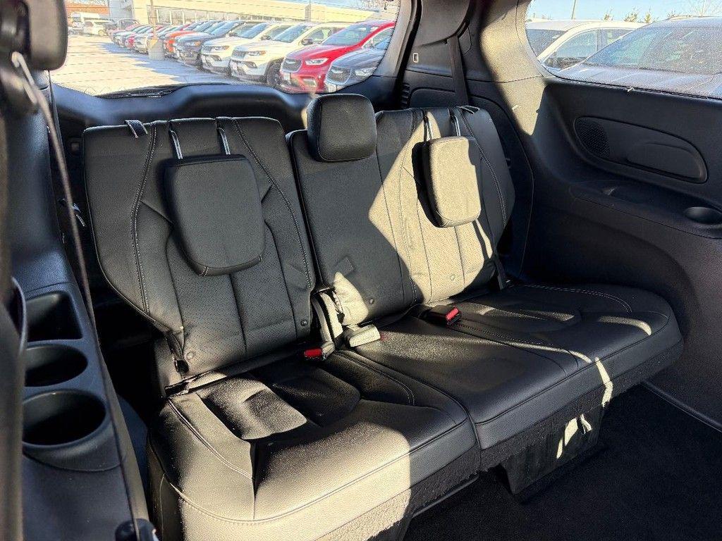 used 2018 Chrysler Pacifica car, priced at $13,400