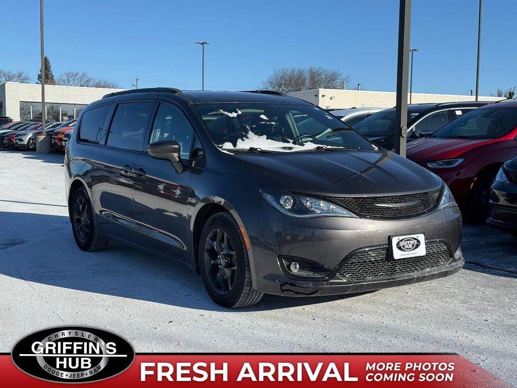 used 2018 Chrysler Pacifica car, priced at $13,400